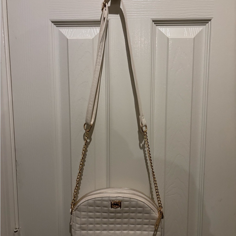 Bebe White Quilted Zipper Shoulder Bag